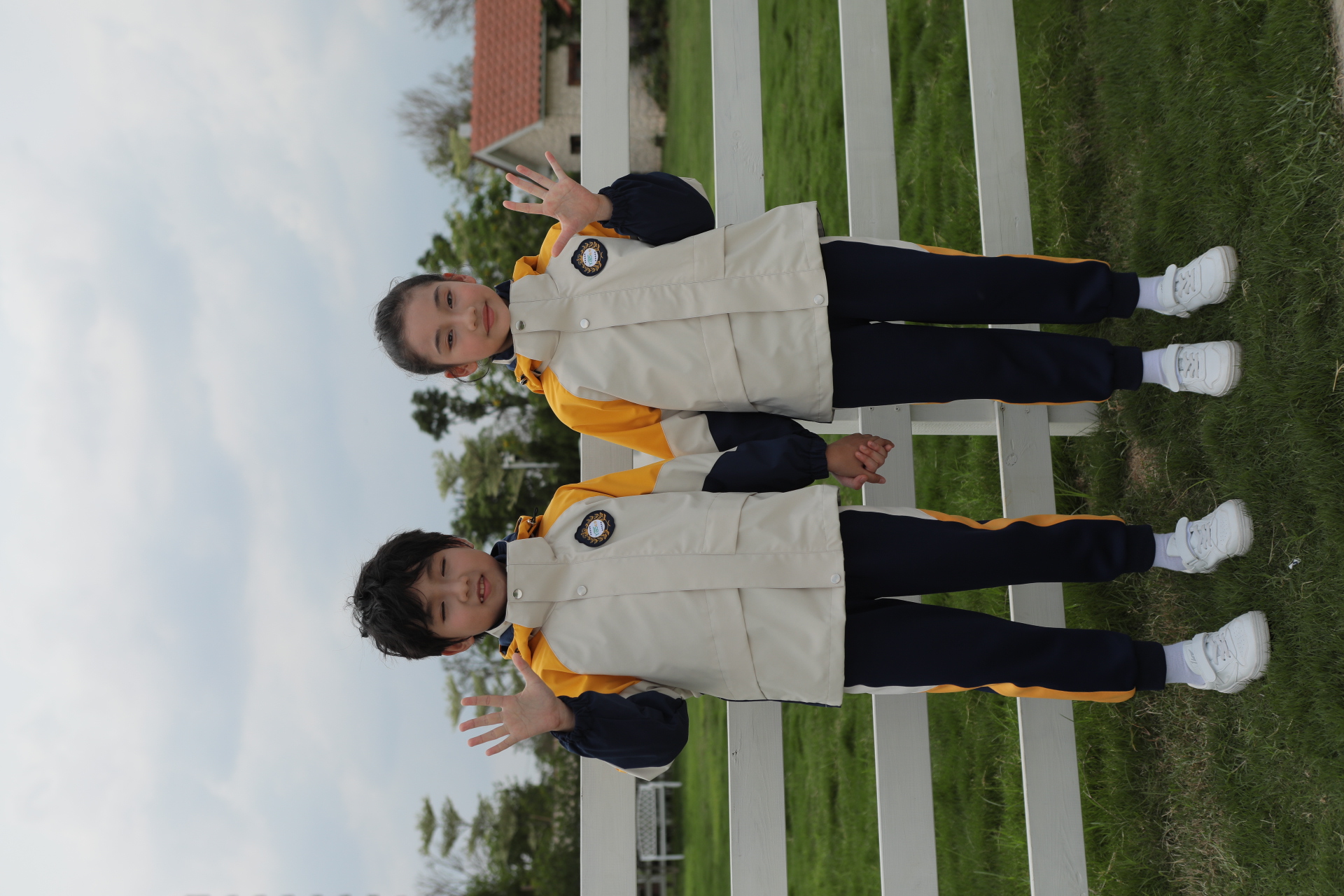 屹奥更了解学生，屹奥校服更适合学生！
