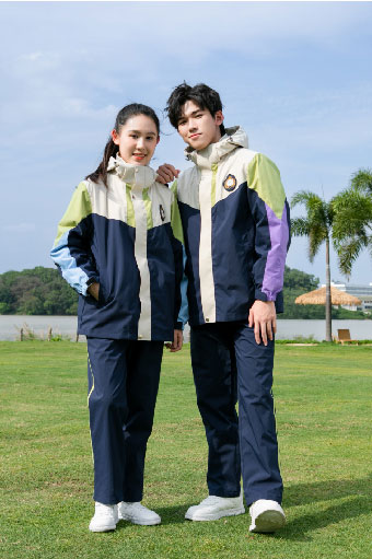 屹奥校服：陪伴是最长情的告白！