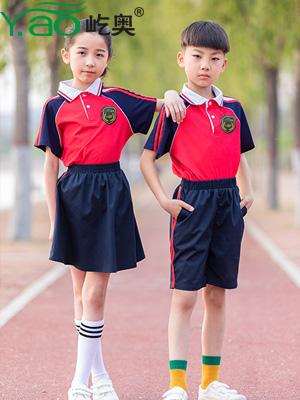 校服设计是否要考虑防水因素？